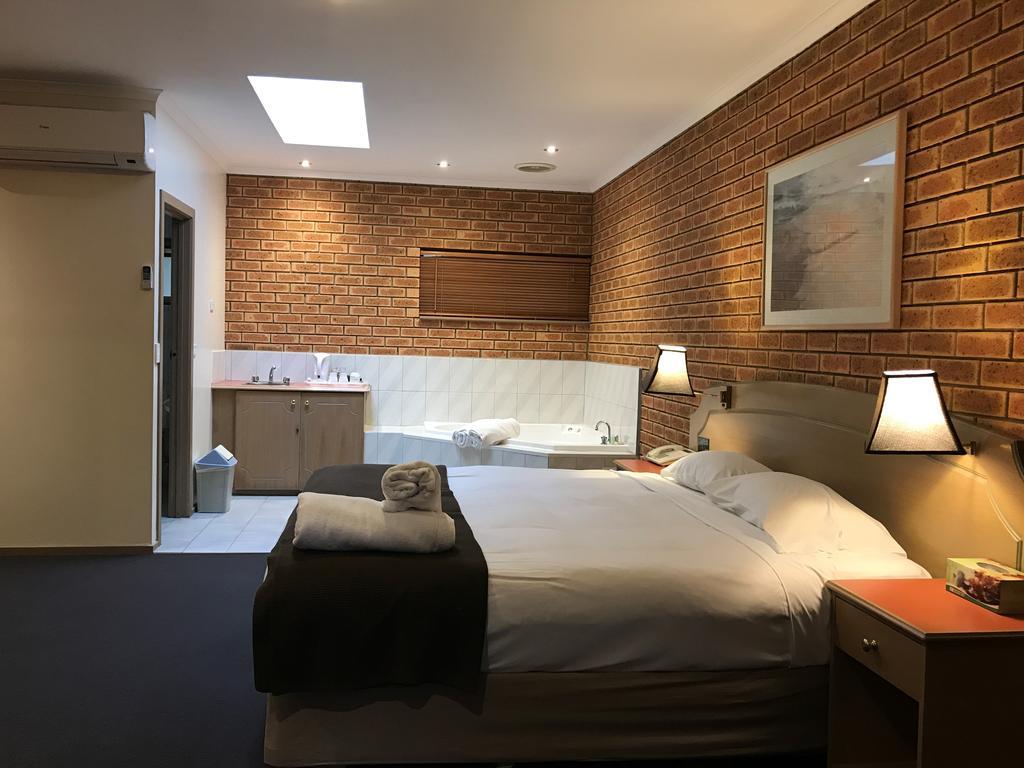 Eltham Motor Inn Melbourne Dış mekan fotoğraf